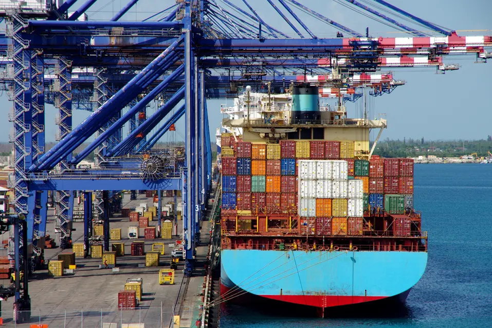 Vervoer over de binnenwateren en over zee